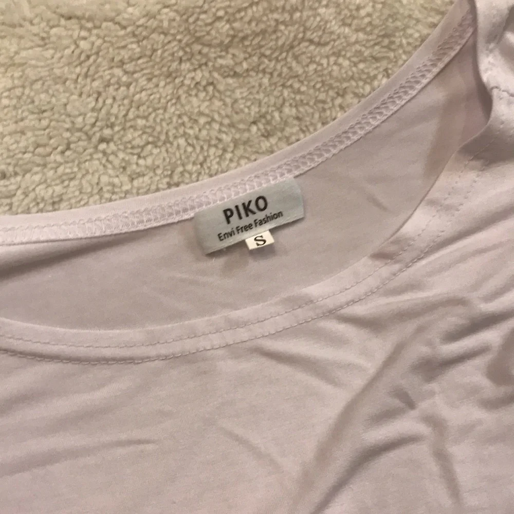 White piko top 3/4 sleeves - Picture 2 of 3